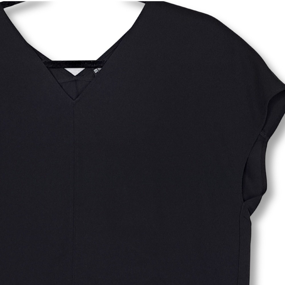 Uniqlo Blouse Top Womens XS Black V Neck Cap Sleeve Hi Low Hem Minimalist Basic - Picture 5 of 12